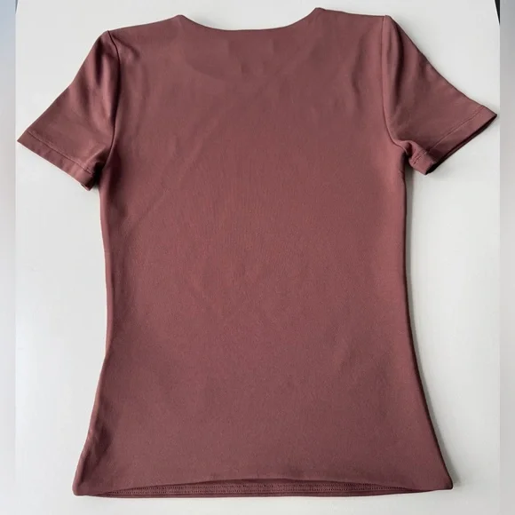 ARITZIA Babaton Contour Short Sleeve Tee - Mocha Brown-2XS - Picture 3 of 13